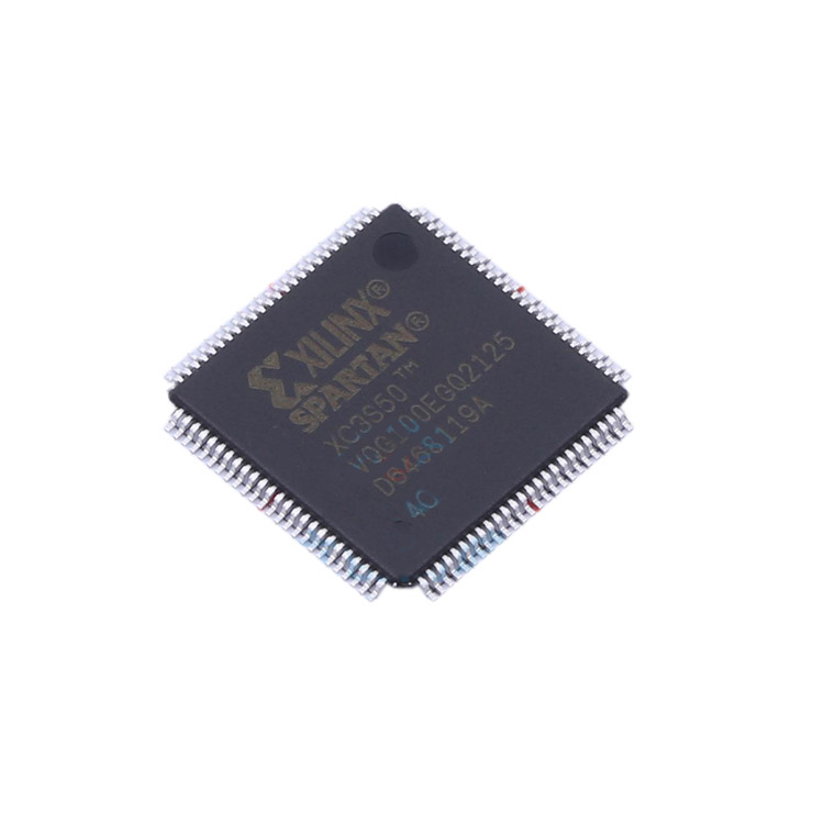 (متوفر) XC3S50-4VQG100C 100-VQFP (14x14) دائرة متكاملة IC FPGA 63 I / O 100VQFP