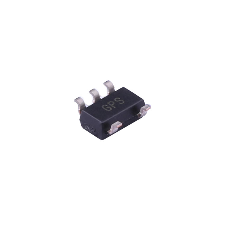MIC5205-3.3YM5-TR MIC5205-3.3YM5-TR SOT-23-5 الجديدة والأصلية دائرة متكاملة