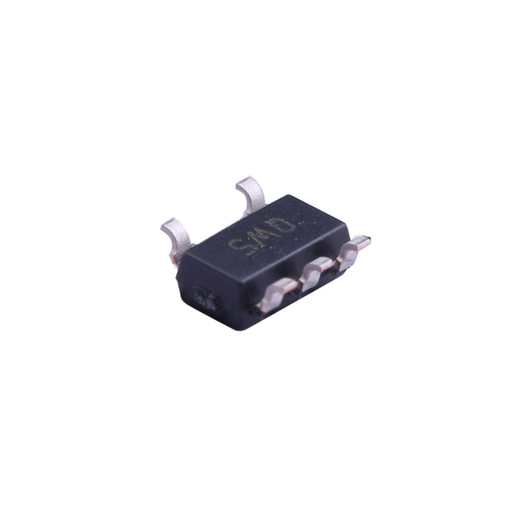 MIC5219-3.3YM5-TR MIC5219-3.3YM5-TR SOT-23-5 جديد وأصلي دائرة متكاملة