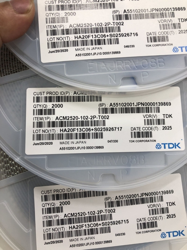 ACM2520-102-2P-T002 SMD رقاقة دائرة متكاملة IC ، علامة تجارية جديدة أصلية ، غير مستعملة