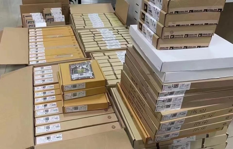 STM32F410C8U6 TSSOP20 8 بت MCU رقاقة متحكم واحد 16 ميجا هرتز 8 كيلو بايت (8 كيلو × 8) فلاش أصلي أصلي قابل للتطبيق اردوينو