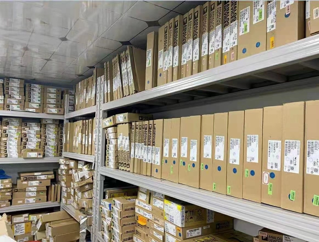 متوفر STM32F071V8T7 100-LQFP 14x14 دائرة متكاملة IC MCU 32BIT 256KB FLASH 64UFBGA