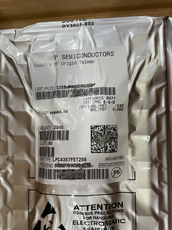 LPC4357FET256 BGA256 رقاقة دائرة متكاملة IC متحكم جديد أصلي غير مستخدم